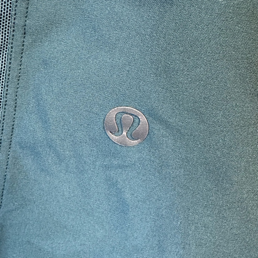 Lululemon Men's Pace Breaker Pull On Shorts Size Medium‎ 7 inch Running Preppy - Picture 4 of 4
